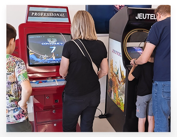 Exposition jeux vidéo - retrogaming - bornes d'arcade